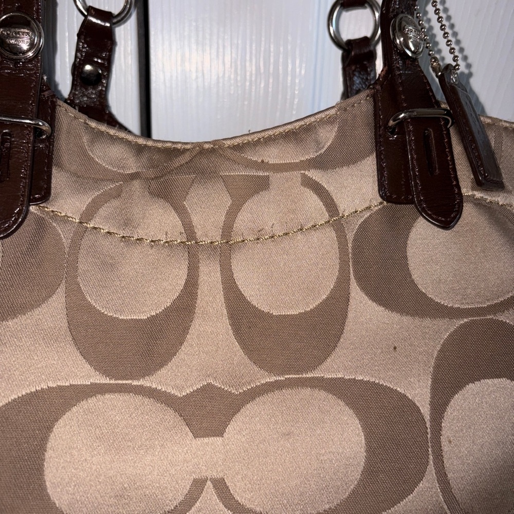Coach Signature Large Canvas Tote Bag in Beige and Brown leather double handles - Picture 2 of 12